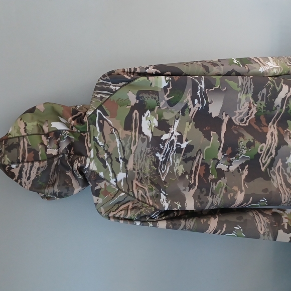 Under Armour Camo Hoodie Size S - Picture 4 of 8